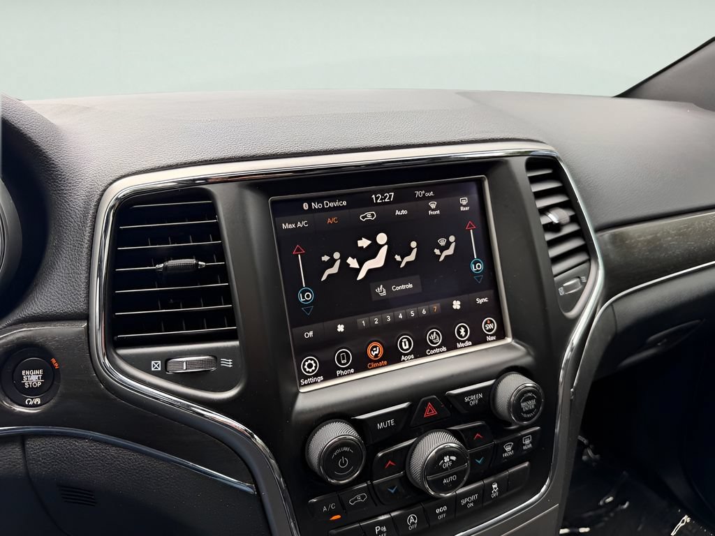 Used 2018 Jeep Grand Cherokee Limited AWD/4WD image 17
