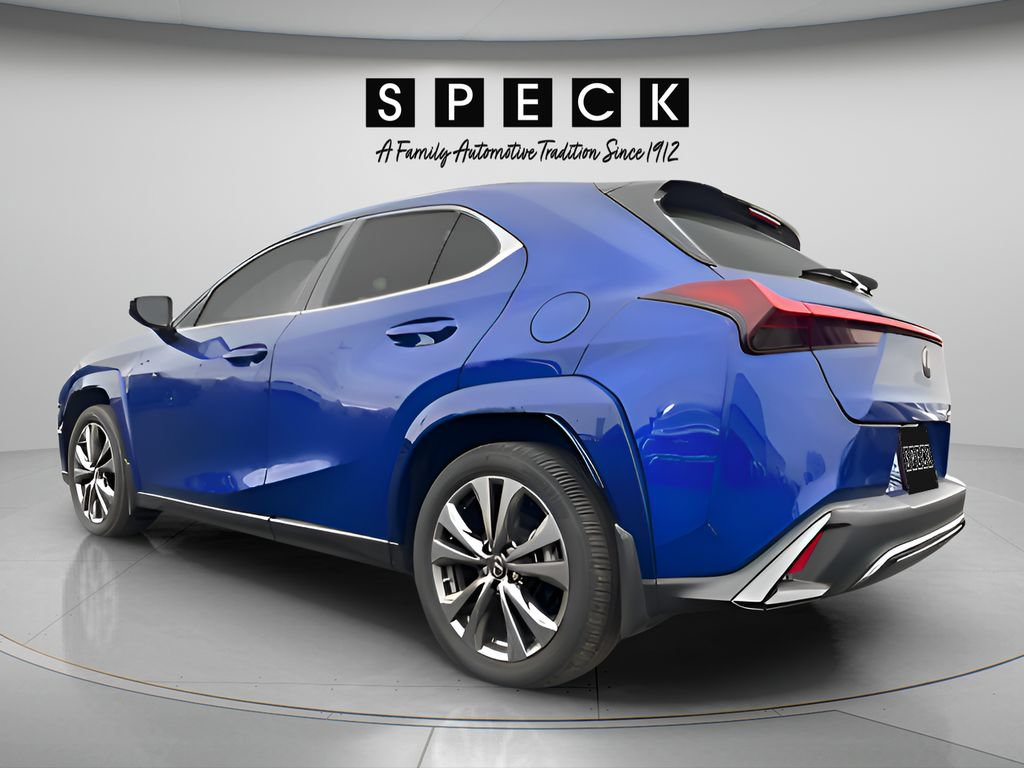 Used 2024 Lexus UX 250h F Sport AWD/4WD image 3