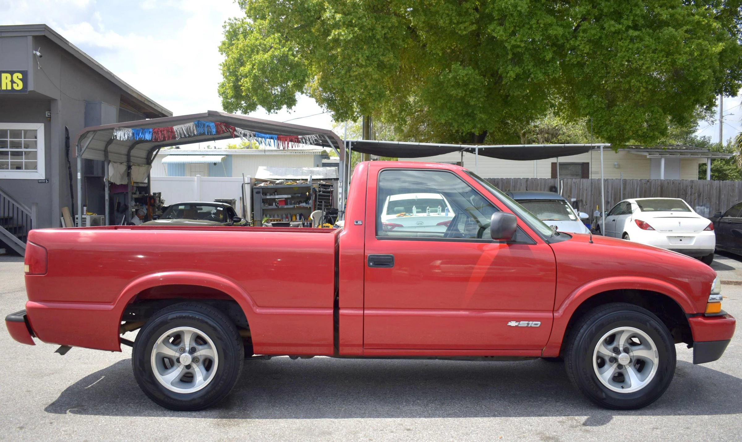 Used 2003 Chevrolet S10 Pickup LS RWD image 10