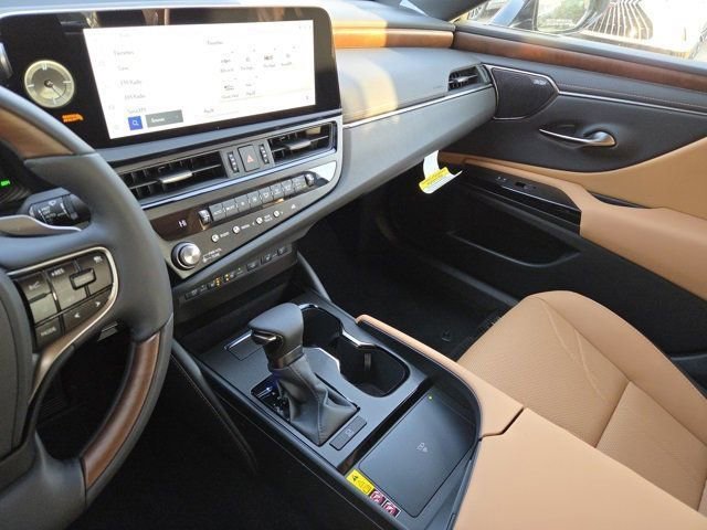 New 2025 Lexus ES 350 Ultra Luxury image 33