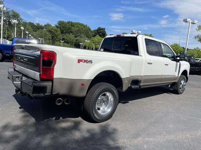New 2026 Ford F350 King Ranch w/ FX4 Off-Road Package AWD/4WD image 6
