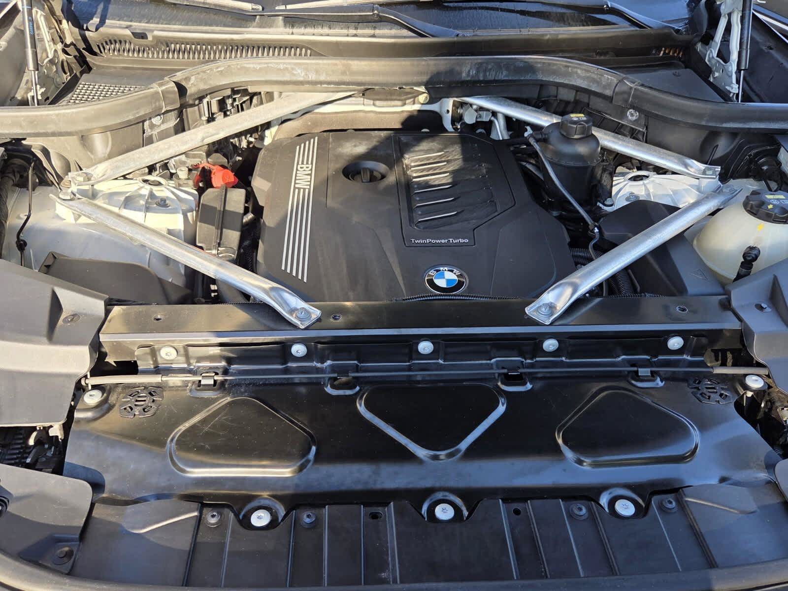 Used 2019 BMW X5 xDrive40i w/ M Sport Package AWD/4WD image 23