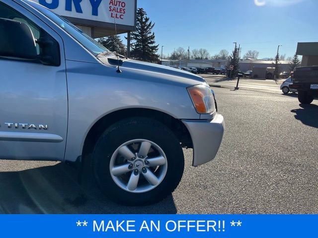 Used 2015 Nissan Titan S AWD/4WD image 16