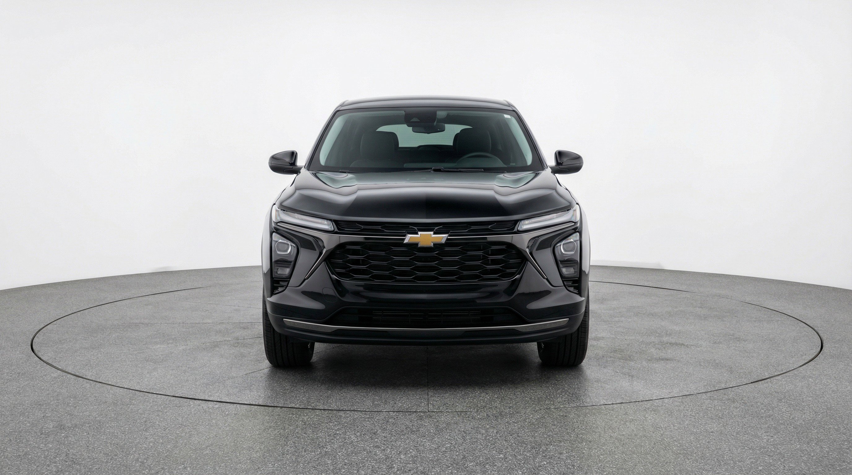 Used 2025 Chevrolet TrailBlazer LT FWD image 2