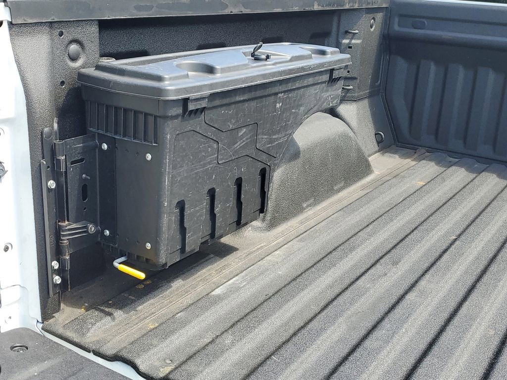 Used 2024 GMC Sierra 1500 Elevation w/ Elevation Premium Package image 13