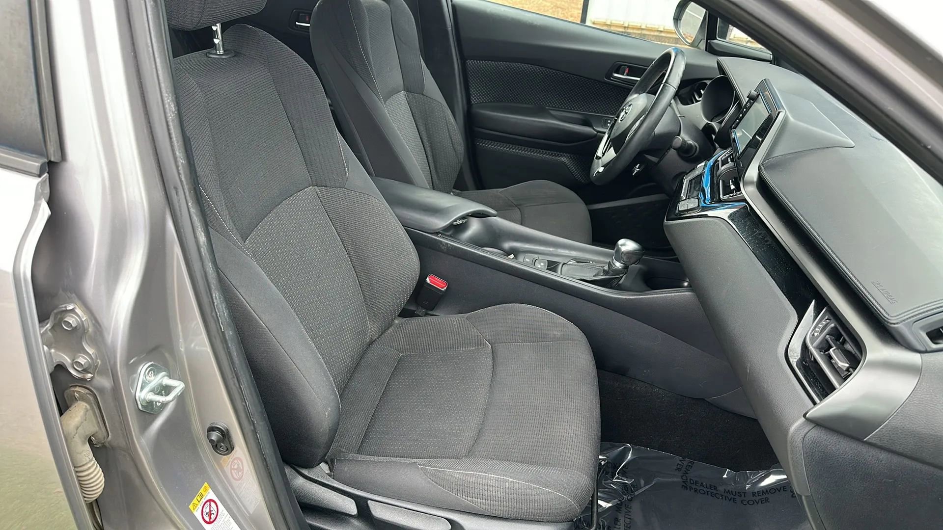 Used 2018 Toyota C-HR image 21