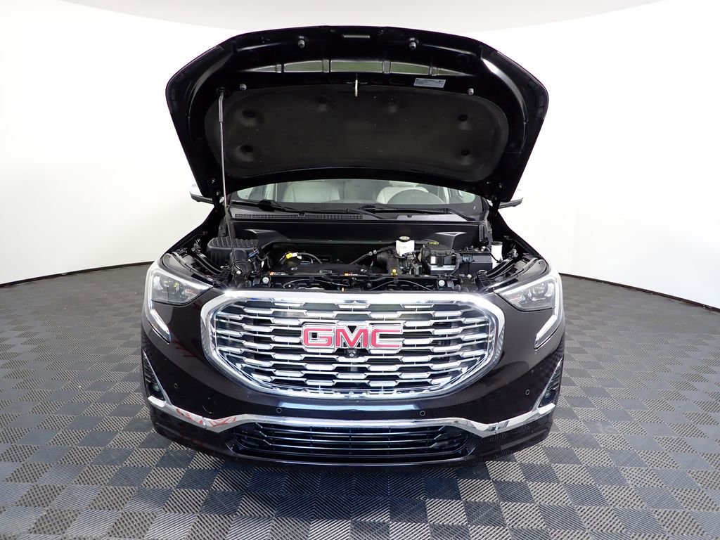 Used 2020 GMC Terrain Denali w/ Denali Premium Package AWD/4WD image 44