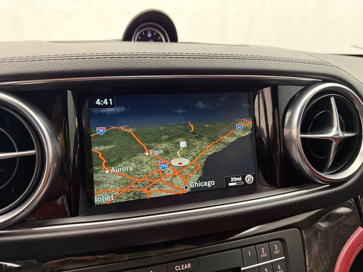 Used 2017 Mercedes-Benz SL 550 image 24