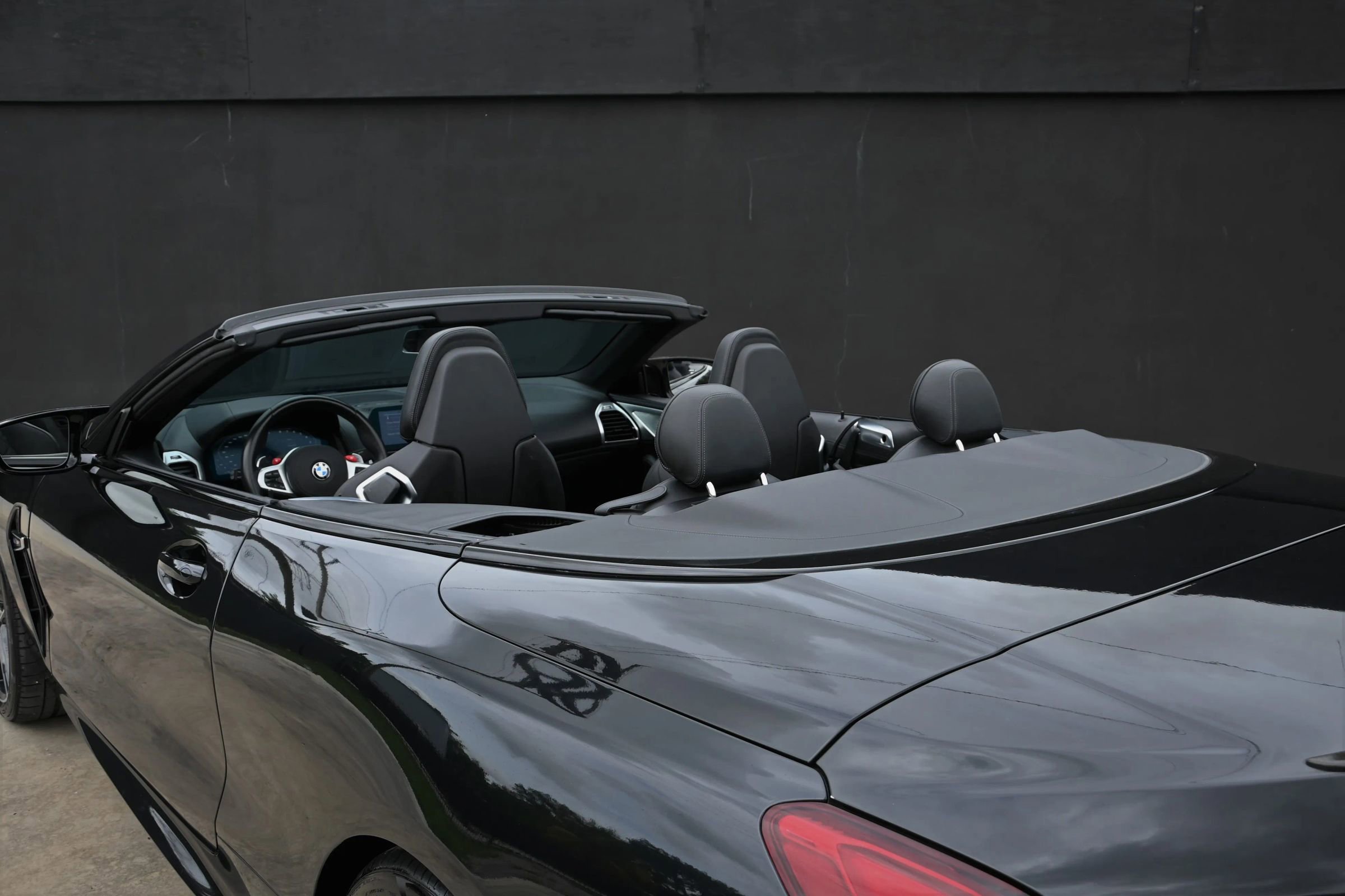 Used 2020 BMW M8 Convertible 2D w/ M Carbon Exterior Package image 25