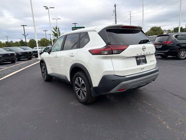 Used 2023 Nissan Rogue SV AWD/4WD image 13