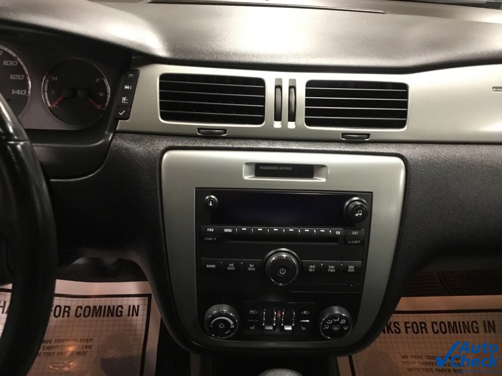 Used 2009 Chevrolet Impala SS w/ Convenience Package image 46