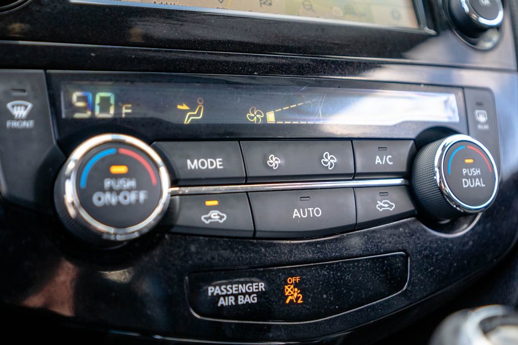 Used 2020 Nissan Rogue Sport SL image 27