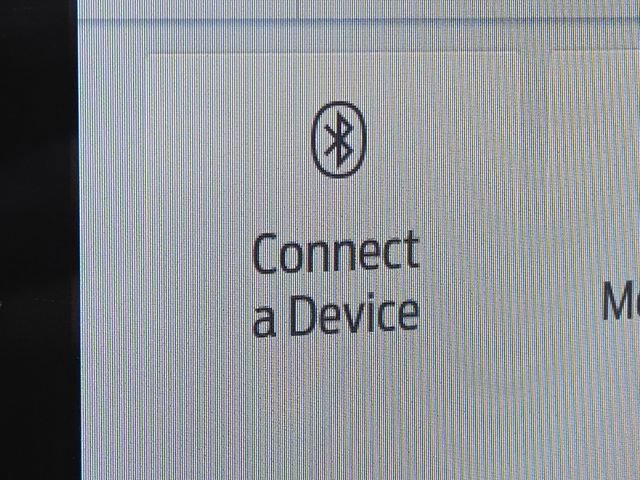 Used 2023 Ford Explorer XLT w/ Equipment Group 202A image 6