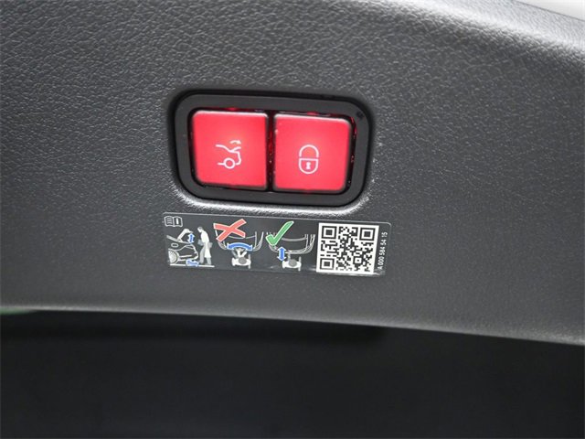 Used 2024 Mercedes-Benz CLE 300 4MATIC Coupe image 22