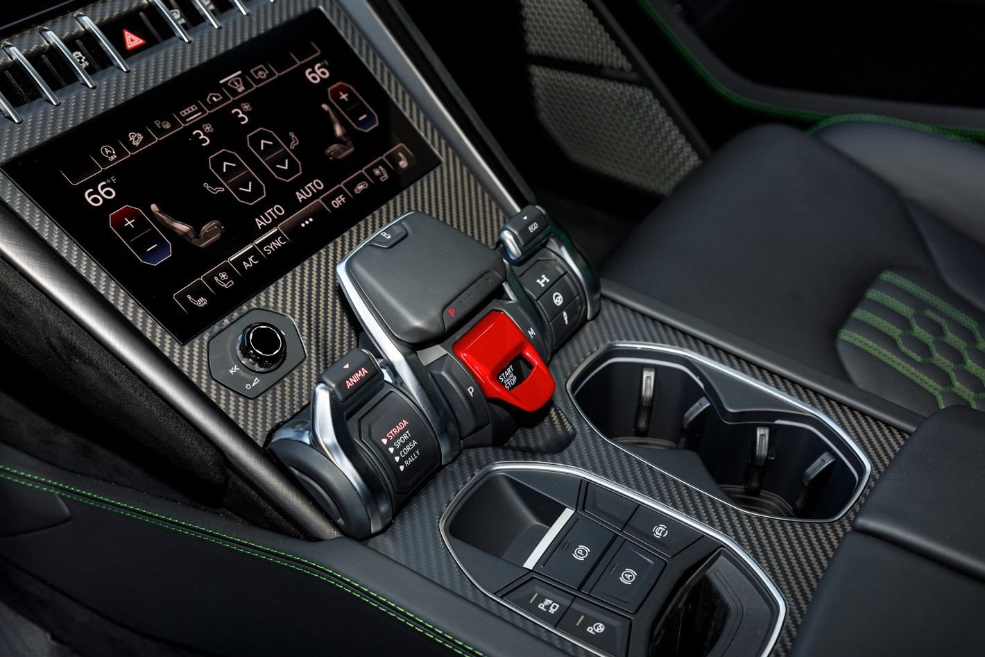 Used 2023 Lamborghini Urus Performante AWD/4WD image 53