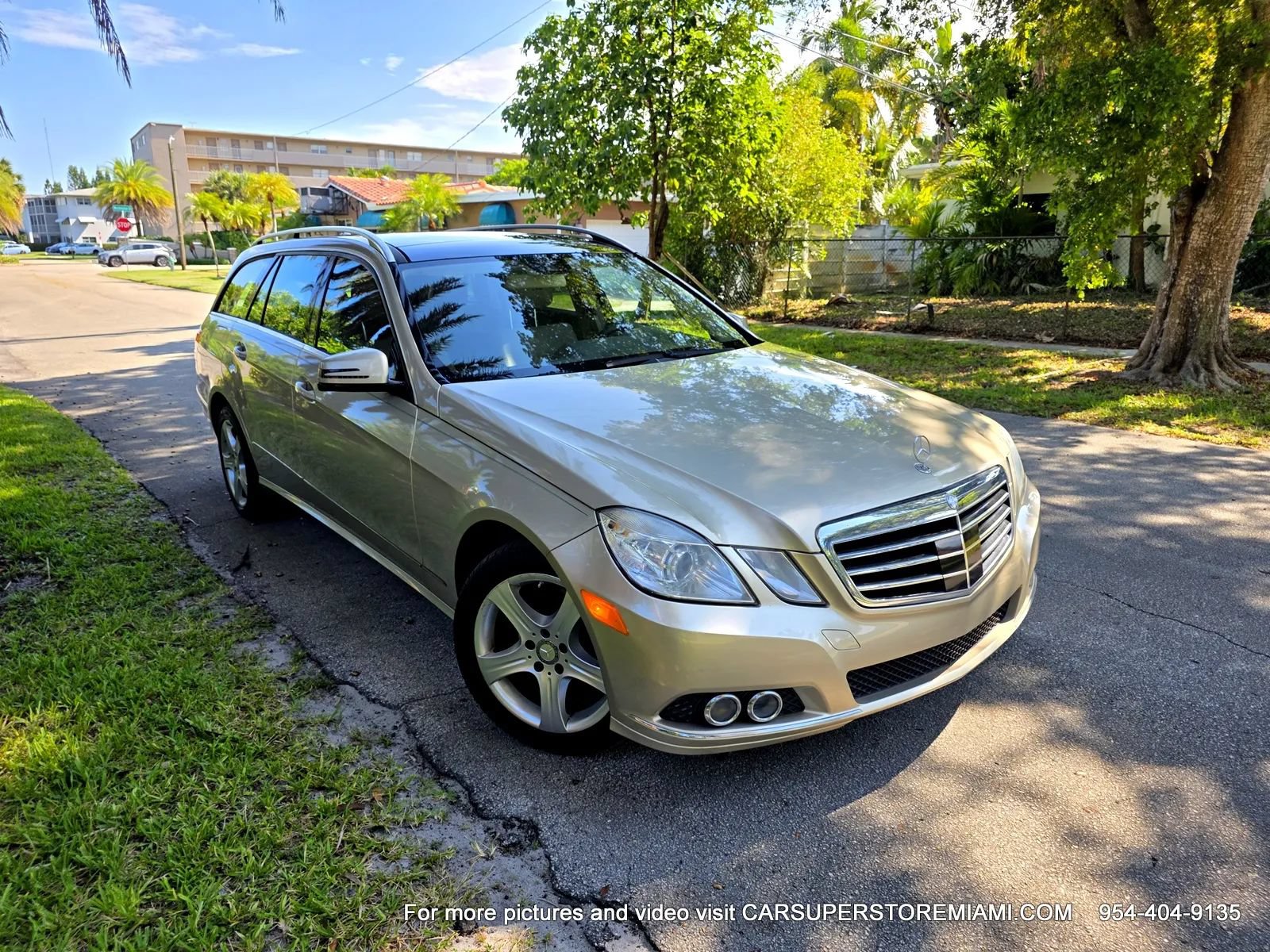 Used 2011 Mercedes-Benz E 350 4MATIC Wagon image 24
