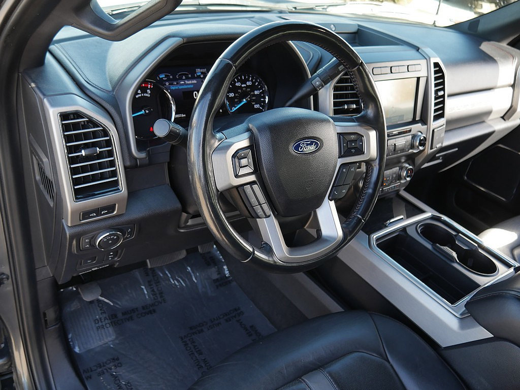 Used 2020 Ford F250 Platinum w/ FX4 Off-Road Package AWD/4WD image 12