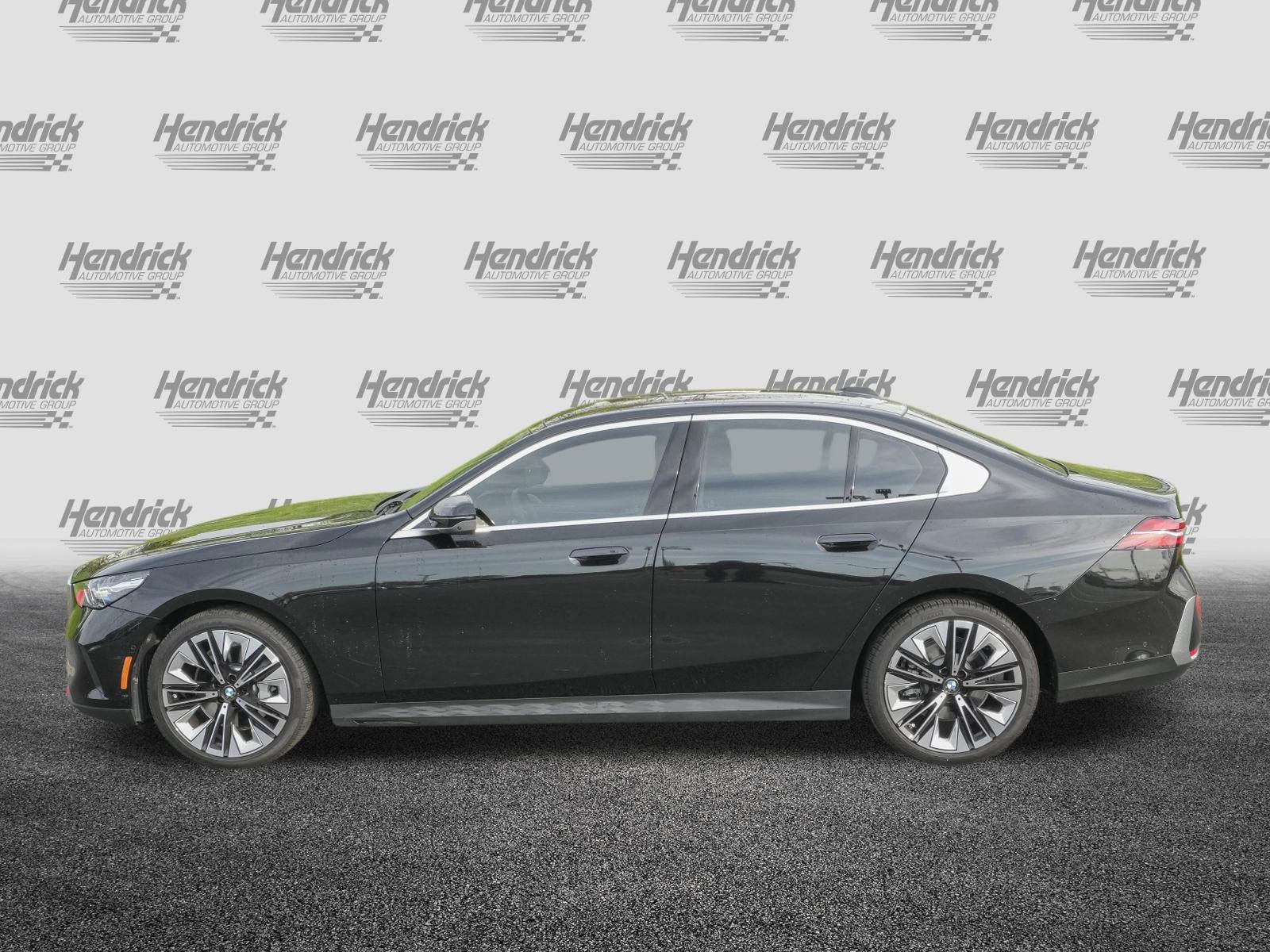 Certified 2024 BMW 530i w/ Premium Package image 6