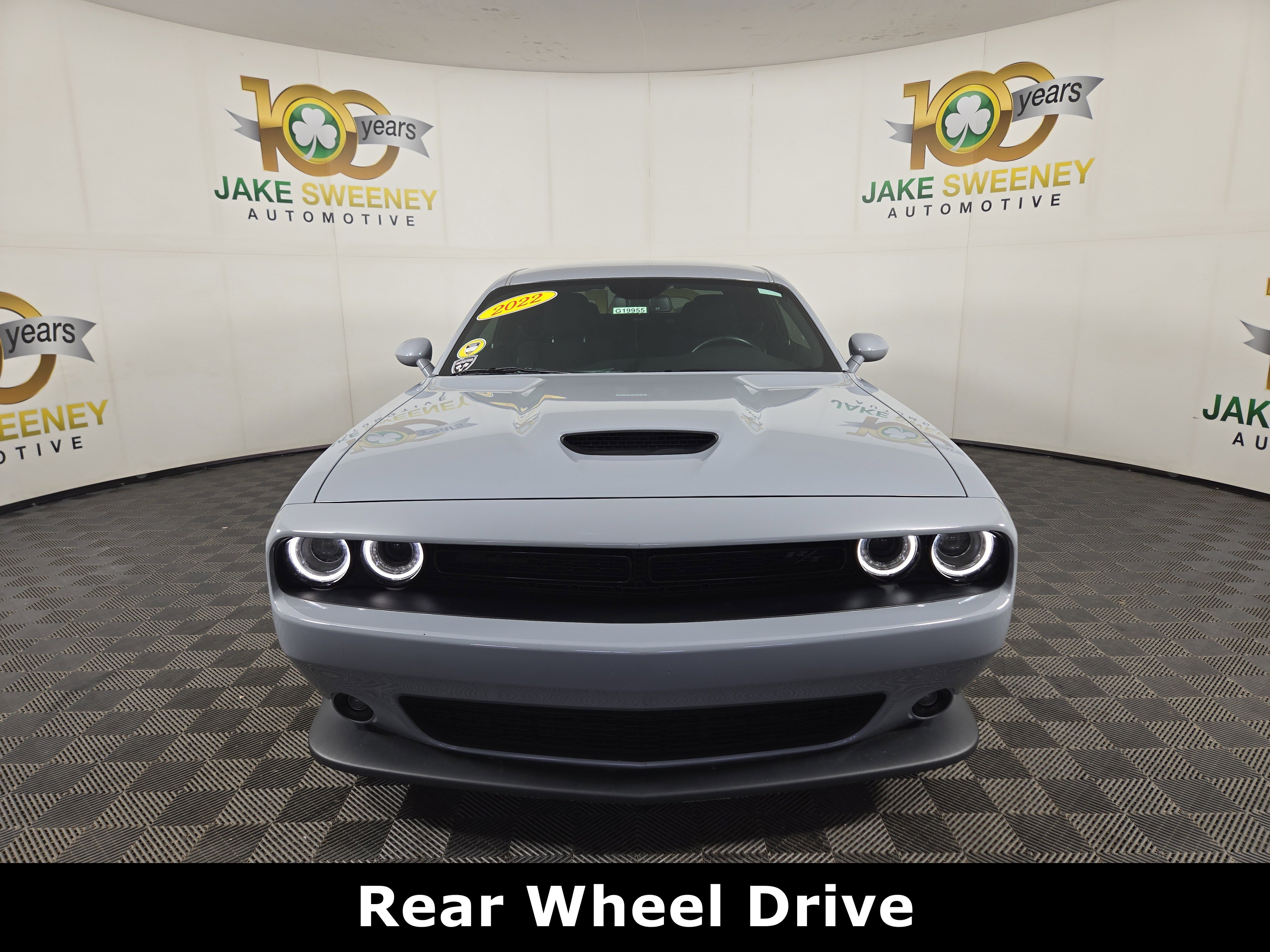 Used 2022 Dodge Challenger R/T w/ Blacktop Package image 2