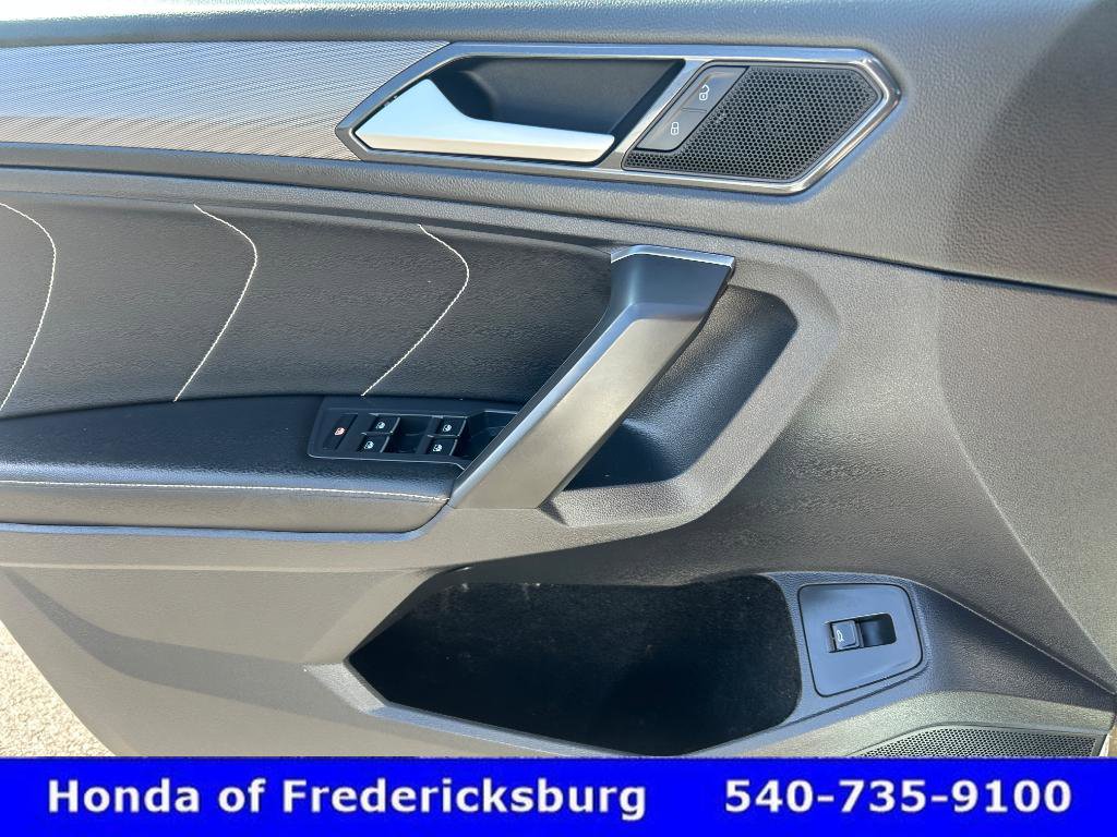 Used 2022 Volkswagen Tiguan SE FWD image 26