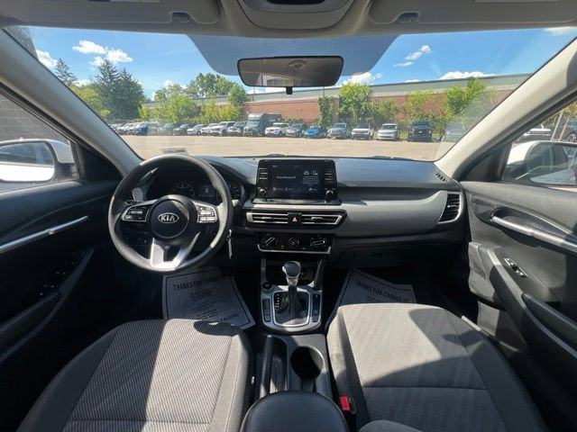 Used 2021 Kia Seltos LX AWD/4WD image 17