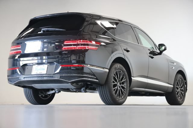 Used 2025 Genesis GV80 2.5T Standard AWD/4WD image 15