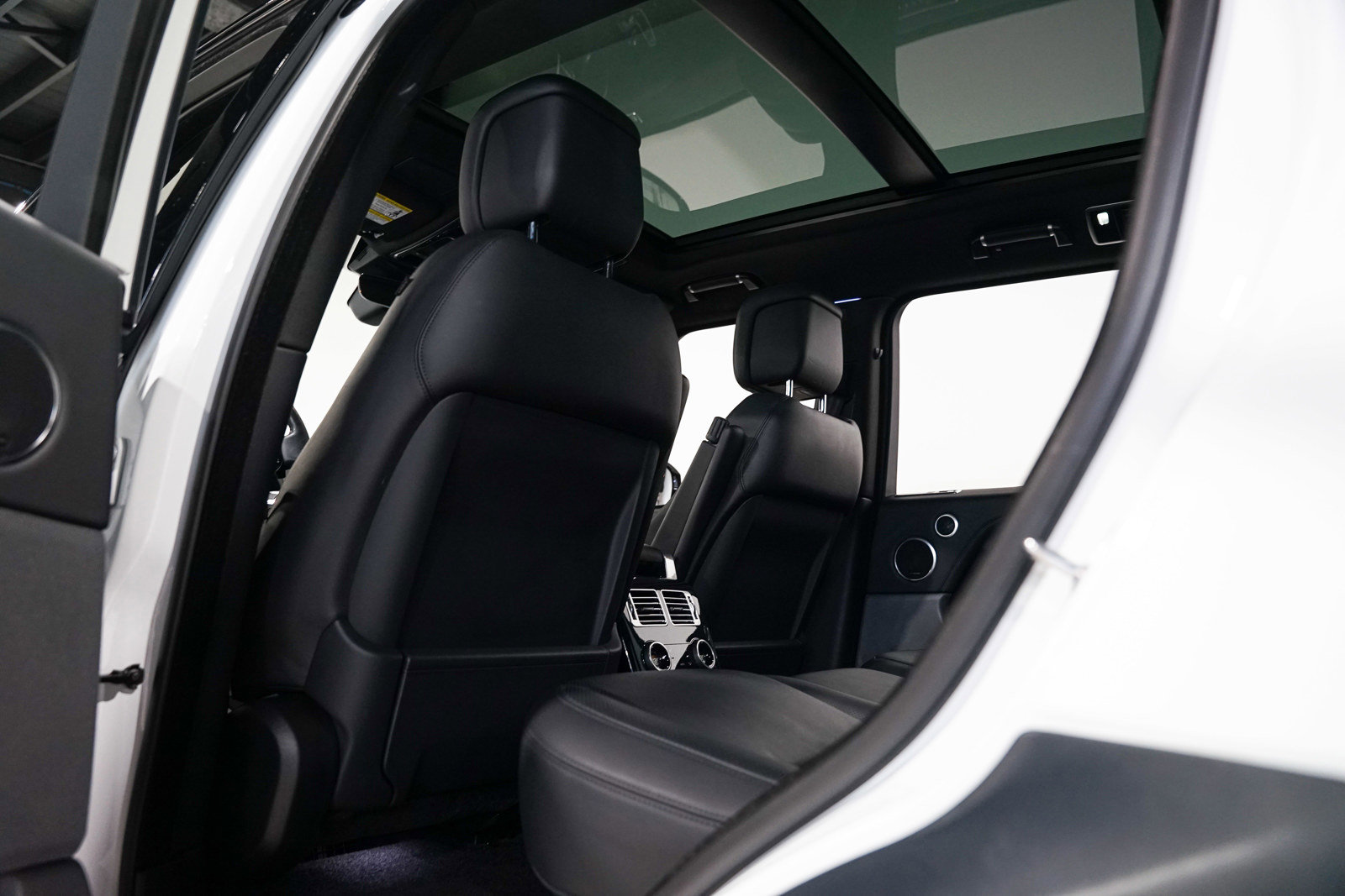 Used 2021 Land Rover Range Rover Westminster Edition image 38