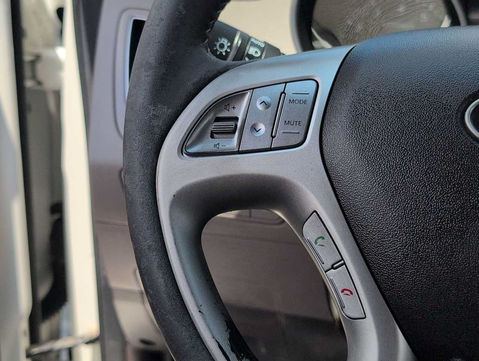 Used 2013 Hyundai Tucson Limited FWD image 22