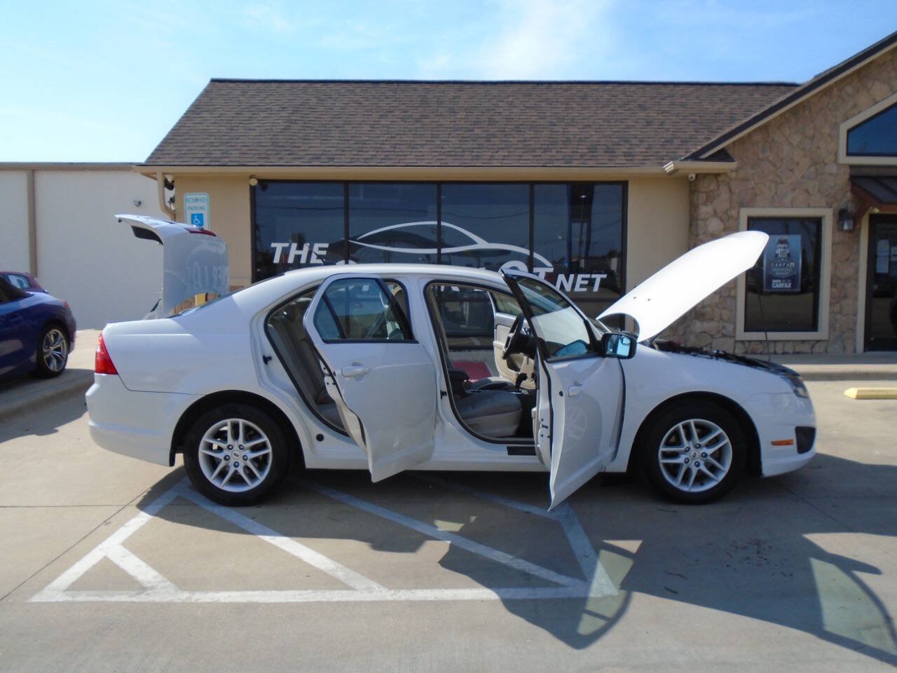 Used 2012 Ford Fusion S FWD image 18