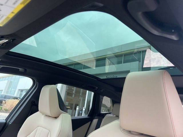 Used 2025 BMW X3 xDrive30i w/ Convenience Package image 23