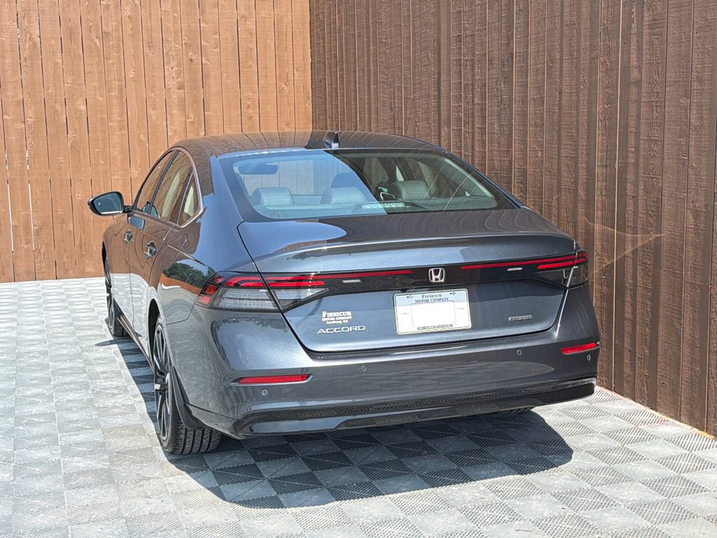 Used 2023 Honda Accord Touring image 16