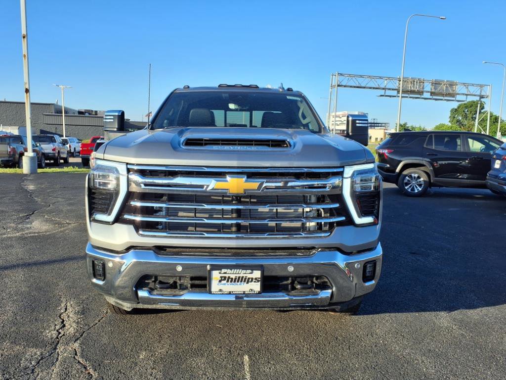 New 2025 Chevrolet Silverado 3500 LTZ w/ LTZ Plus Package image 7