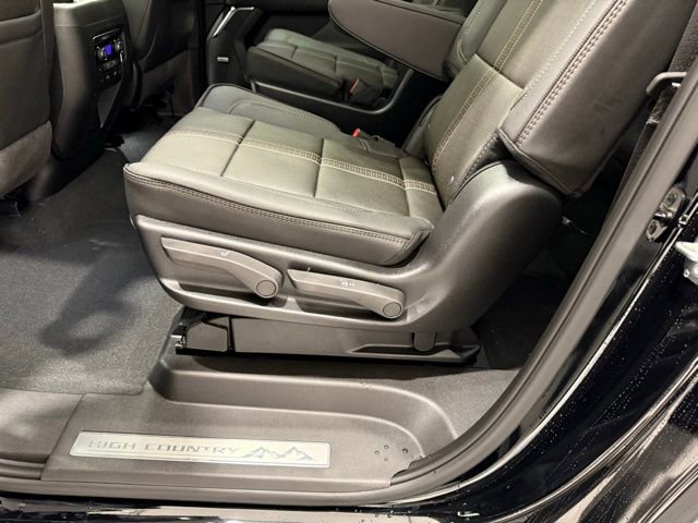 New 2026 Chevrolet Suburban High Country image 20