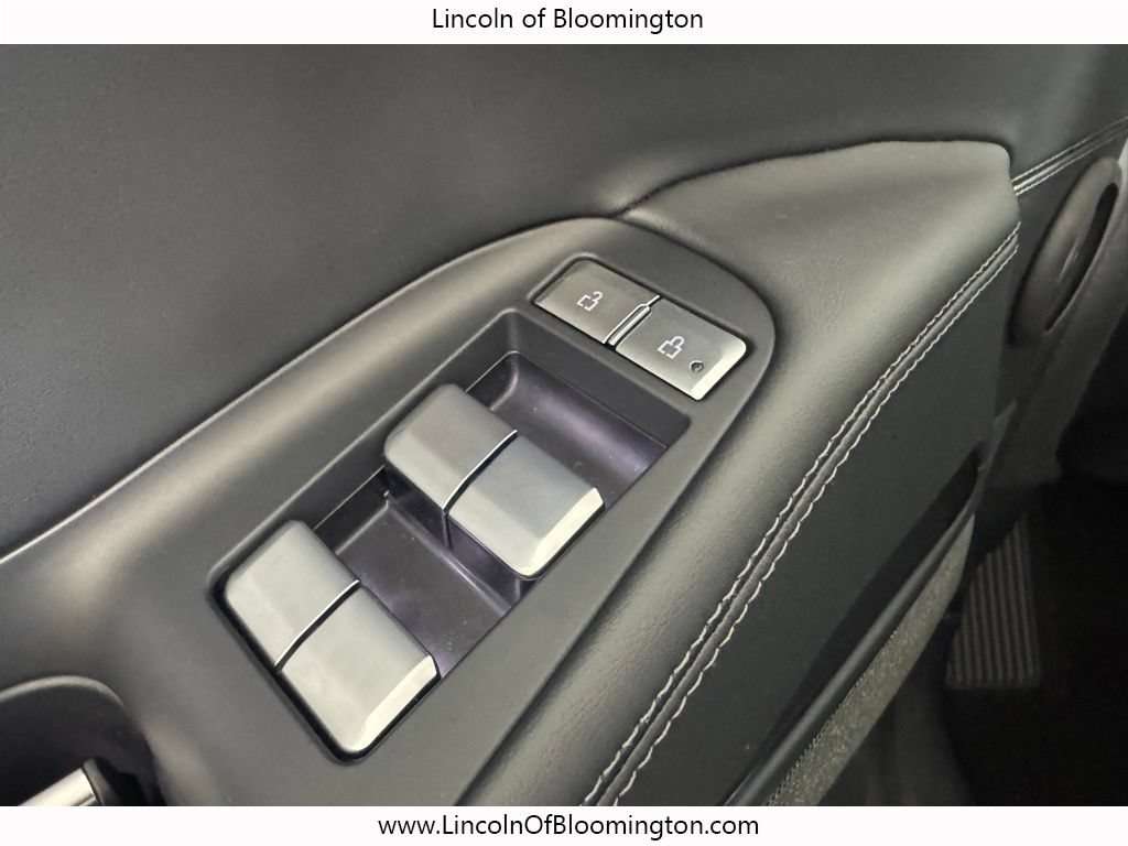 New 2026 Lincoln Navigator L Reserve AWD/4WD image 42