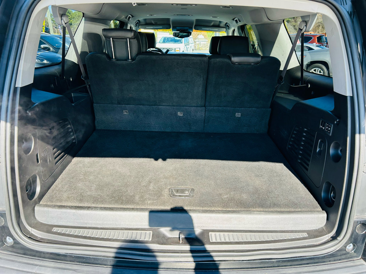 Used 2015 GMC Yukon XL Denali w/ Premium Package image 33