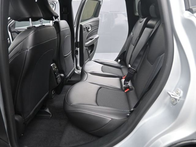 New 2026 Jeep Compass Latitude w/ Sun and Sound Group AWD/4WD image 13