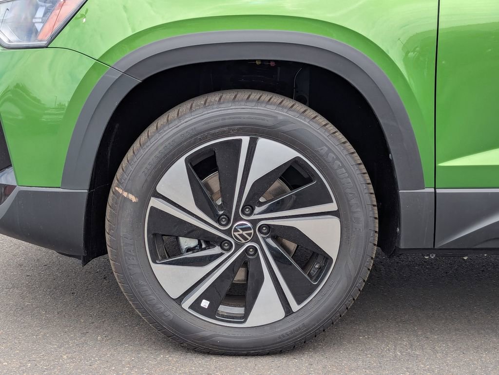 New 2026 Volkswagen Taos SE AWD/4WD image 37