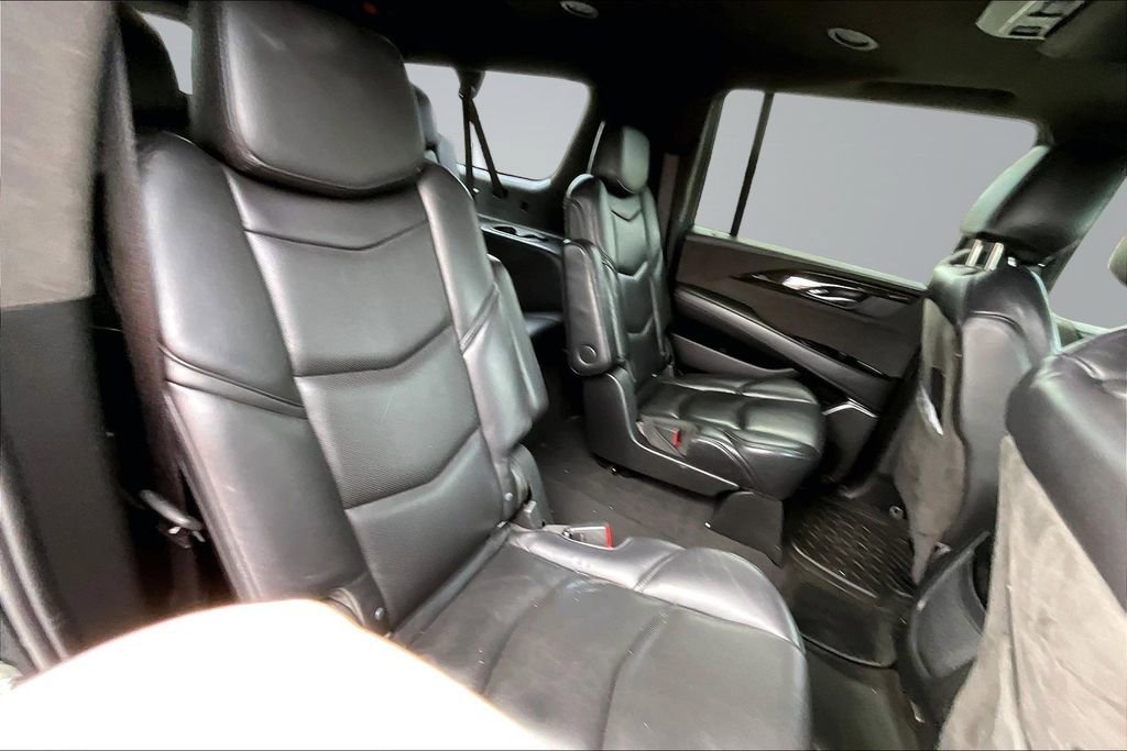 Used 2020 Cadillac Escalade ESV Platinum AWD/4WD image 26
