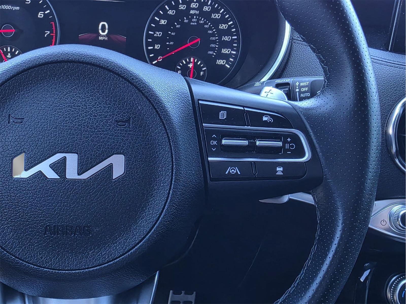 Used 2023 Kia Stinger GT-Line w/ Sun & Sound Package RWD image 14
