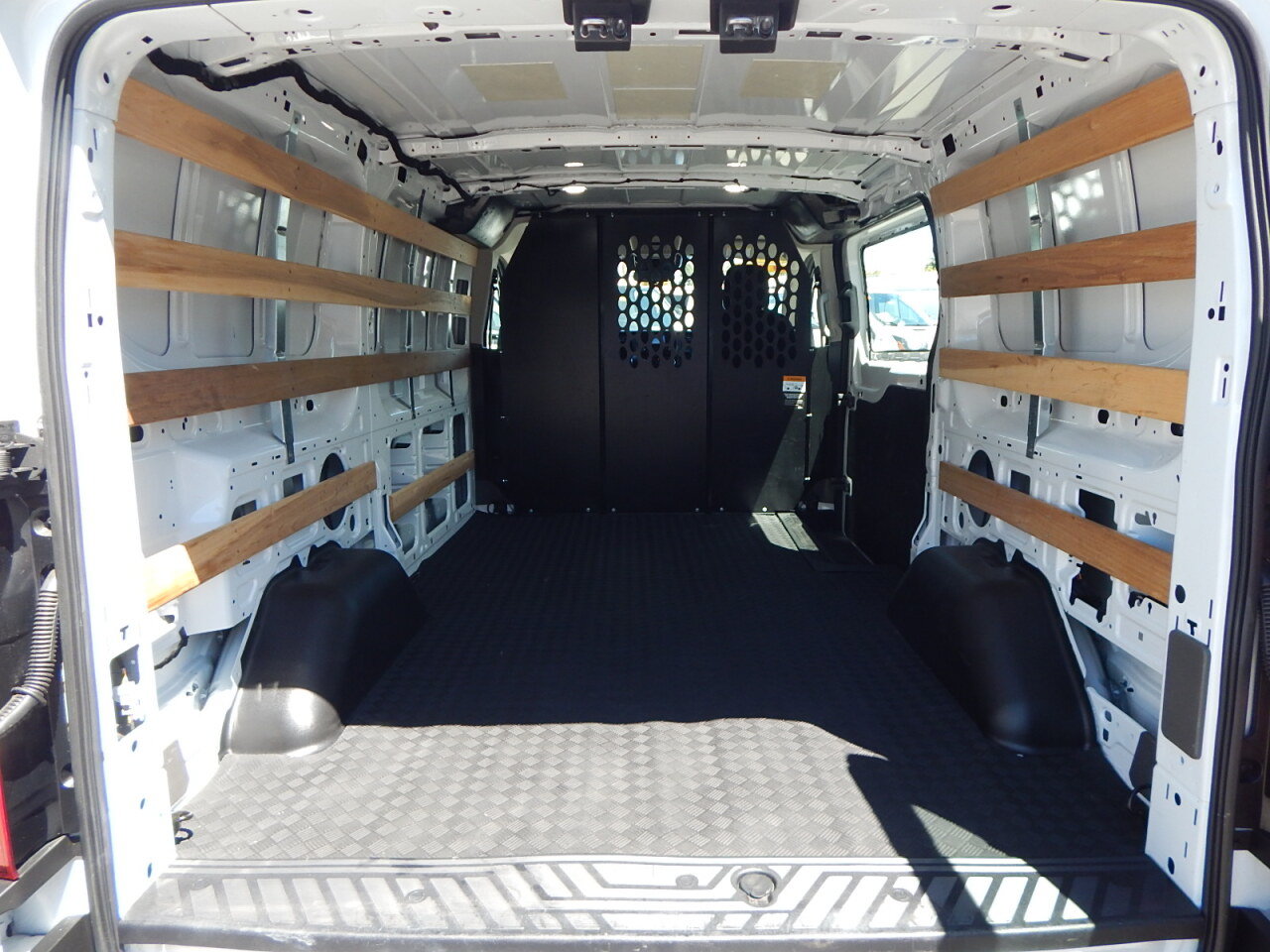 Used 2025 Ford Transit 250 Low Roof w/ Exterior Upgrade Package RWD image 12
