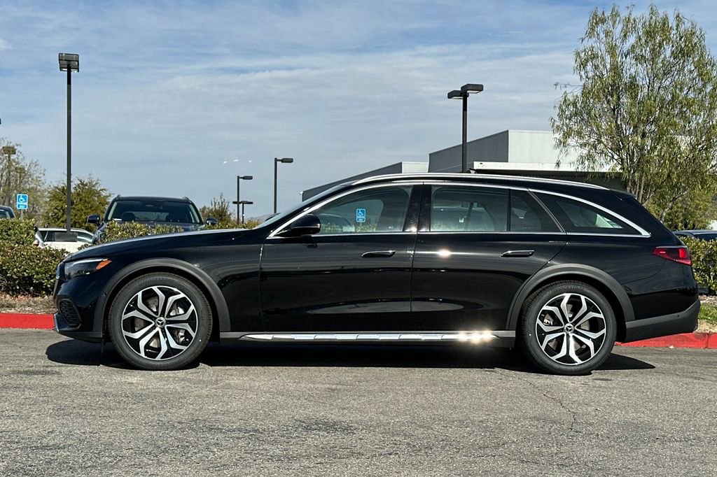 New 2025 Mercedes-Benz E 450 4MATIC All-Terrain Wagon image 3