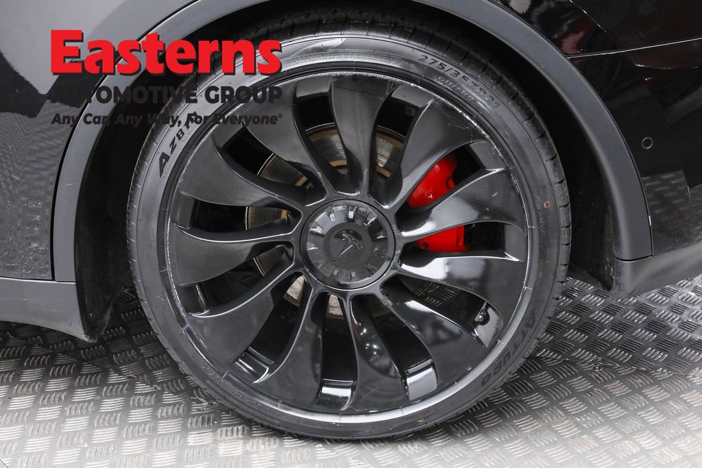 Used 2022 Tesla Model Y Performance image 8