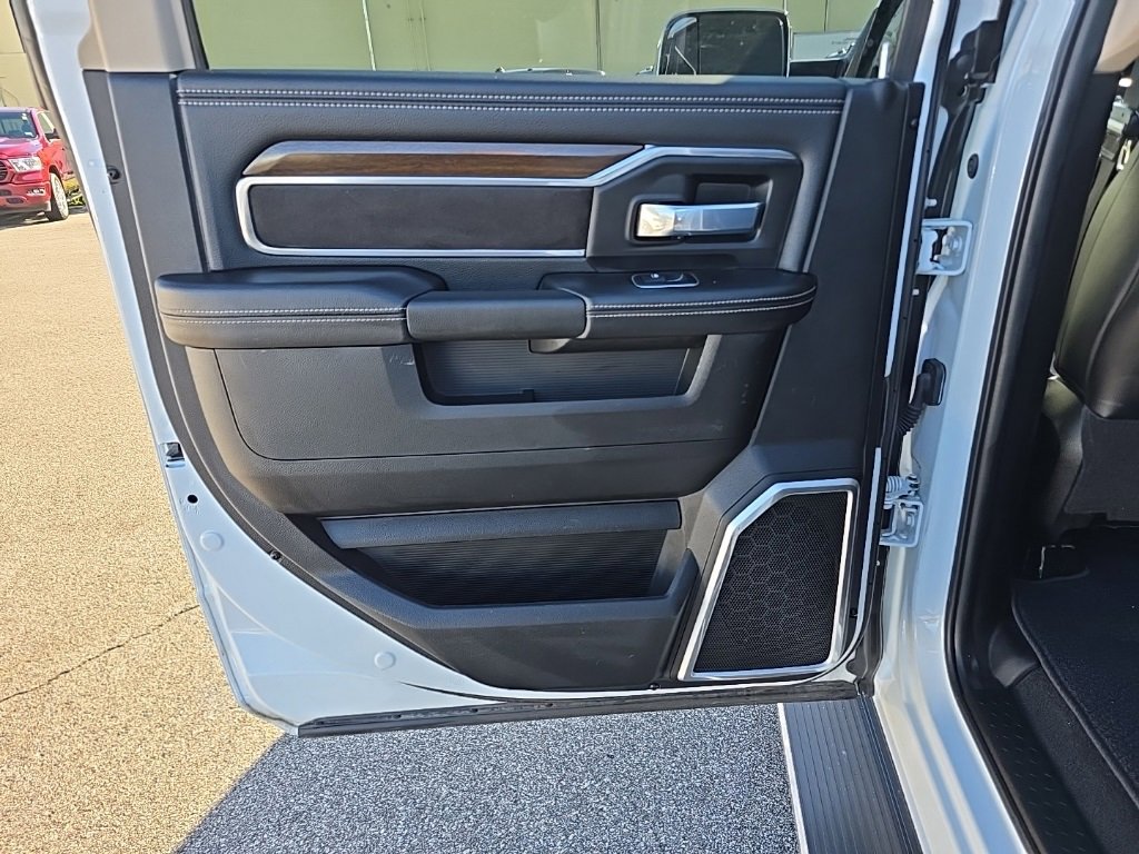 Certified 2022 RAM 2500 Laramie image 15