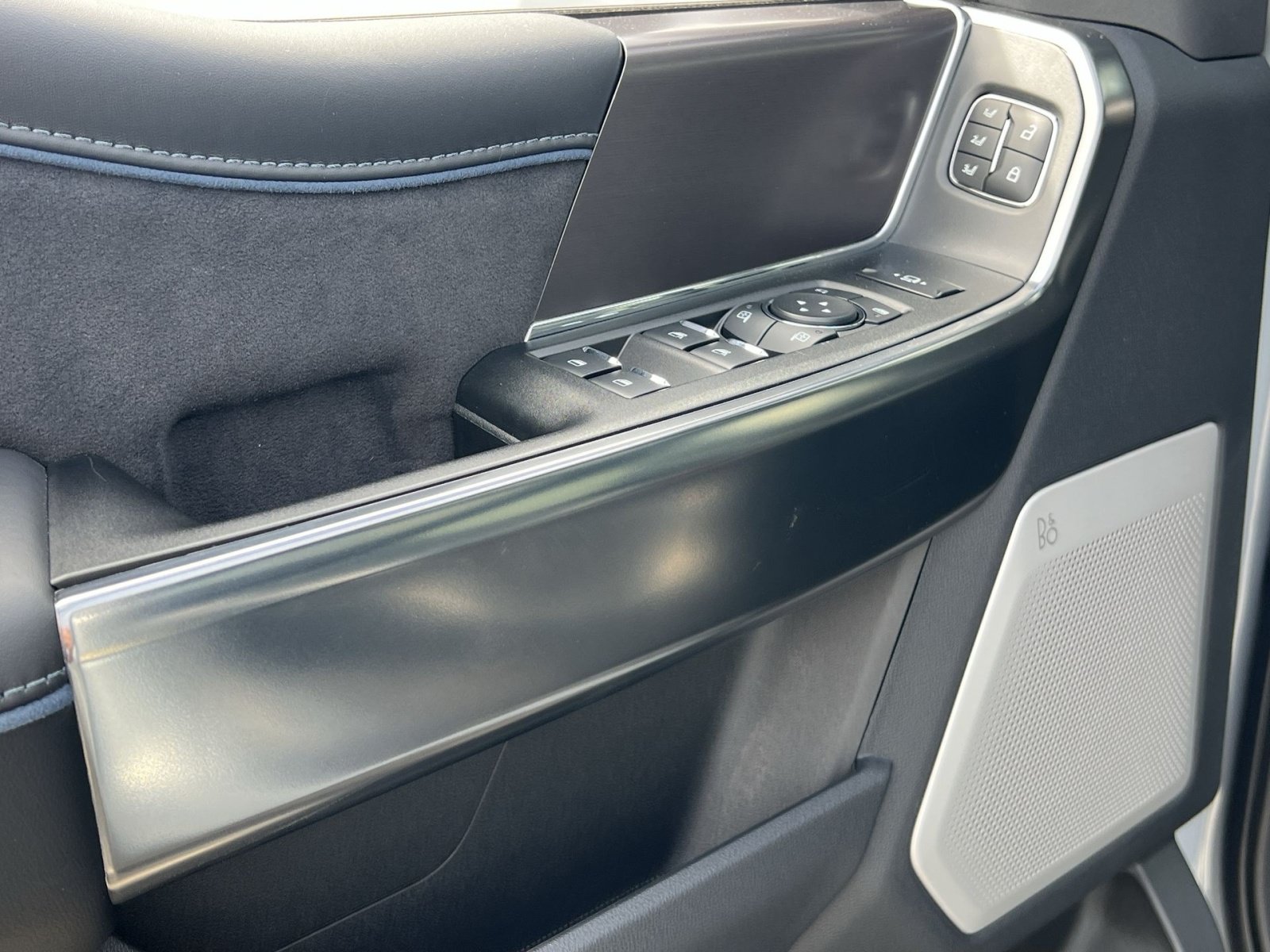 New 2026 Ford F350 Platinum AWD/4WD image 15