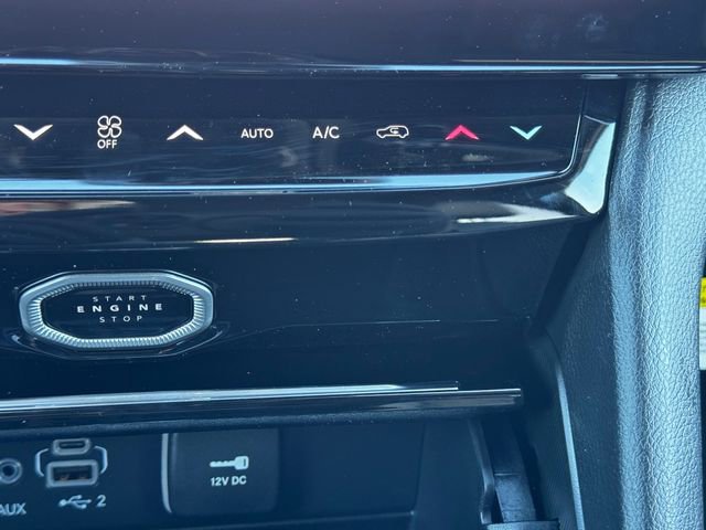 New 2026 Jeep Grand Cherokee Limited w/ Limited Altitude Package image 40