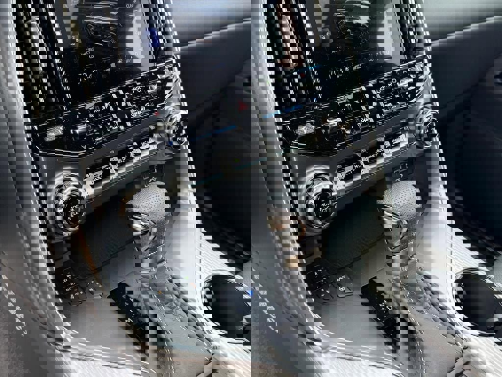 Used 2024 Lexus LX 600 F Sport image 21