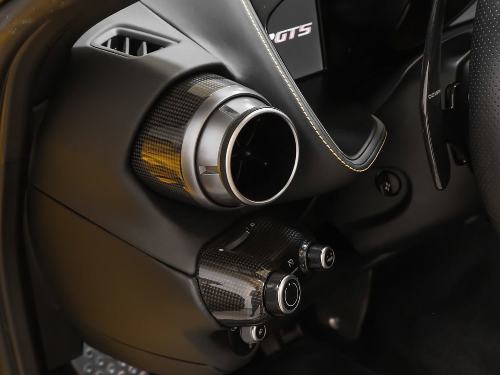 Certified 2021 Ferrari 812 GTS image 51