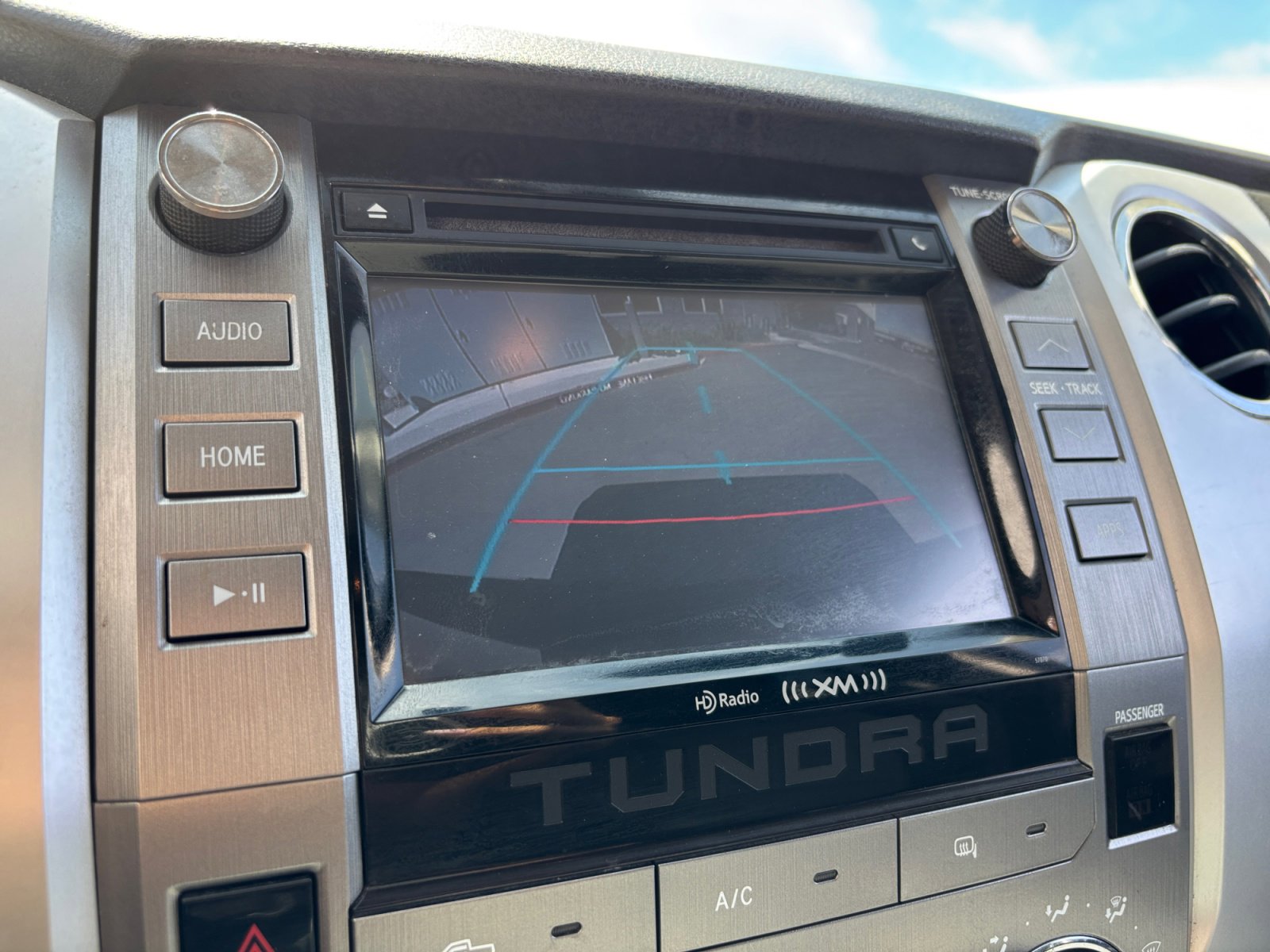 Used 2015 Toyota Tundra SR5 image 27