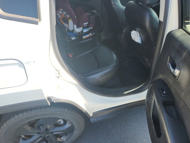 Used 2021 Jeep Compass Latitude image 10