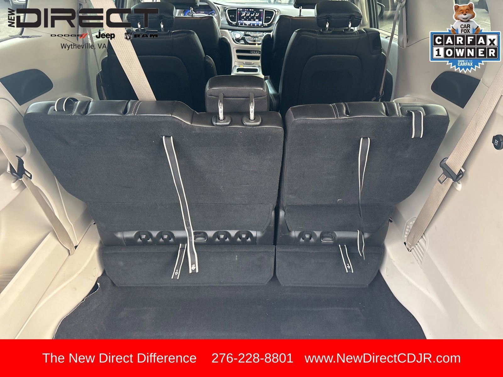 Used 2023 Chrysler Pacifica Touring-L image 20